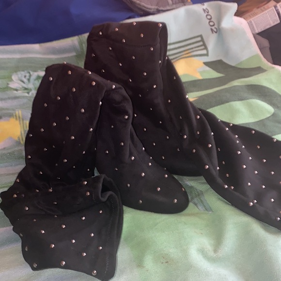 Over the knee black studded boots size 10 - Picture 2 of 4